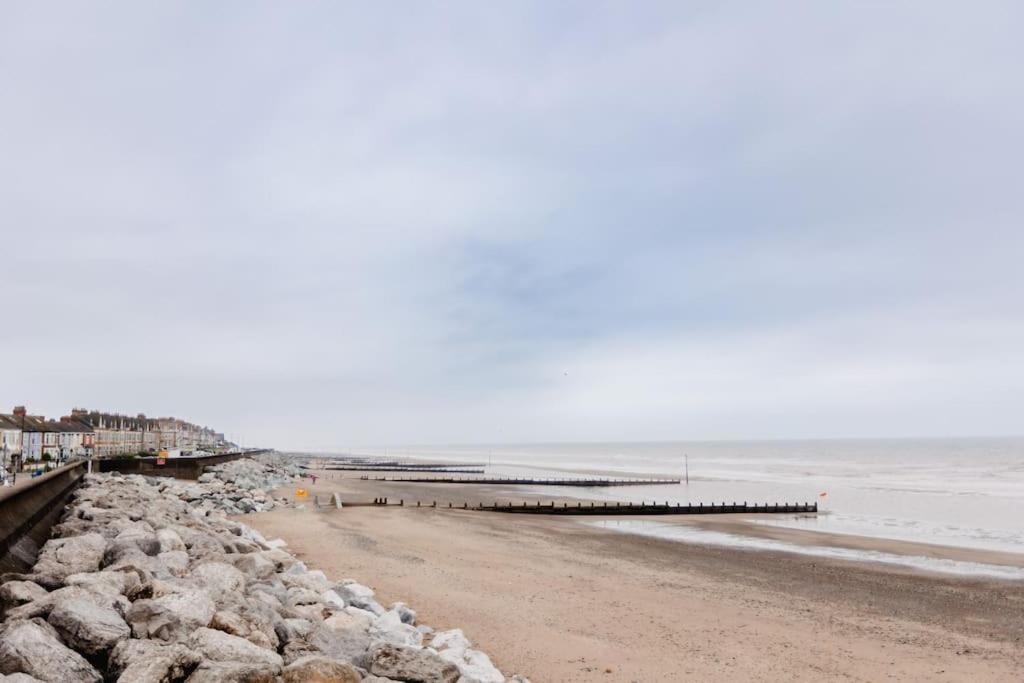 Withernsea Studio Apt & Sofa Bed Exterior foto